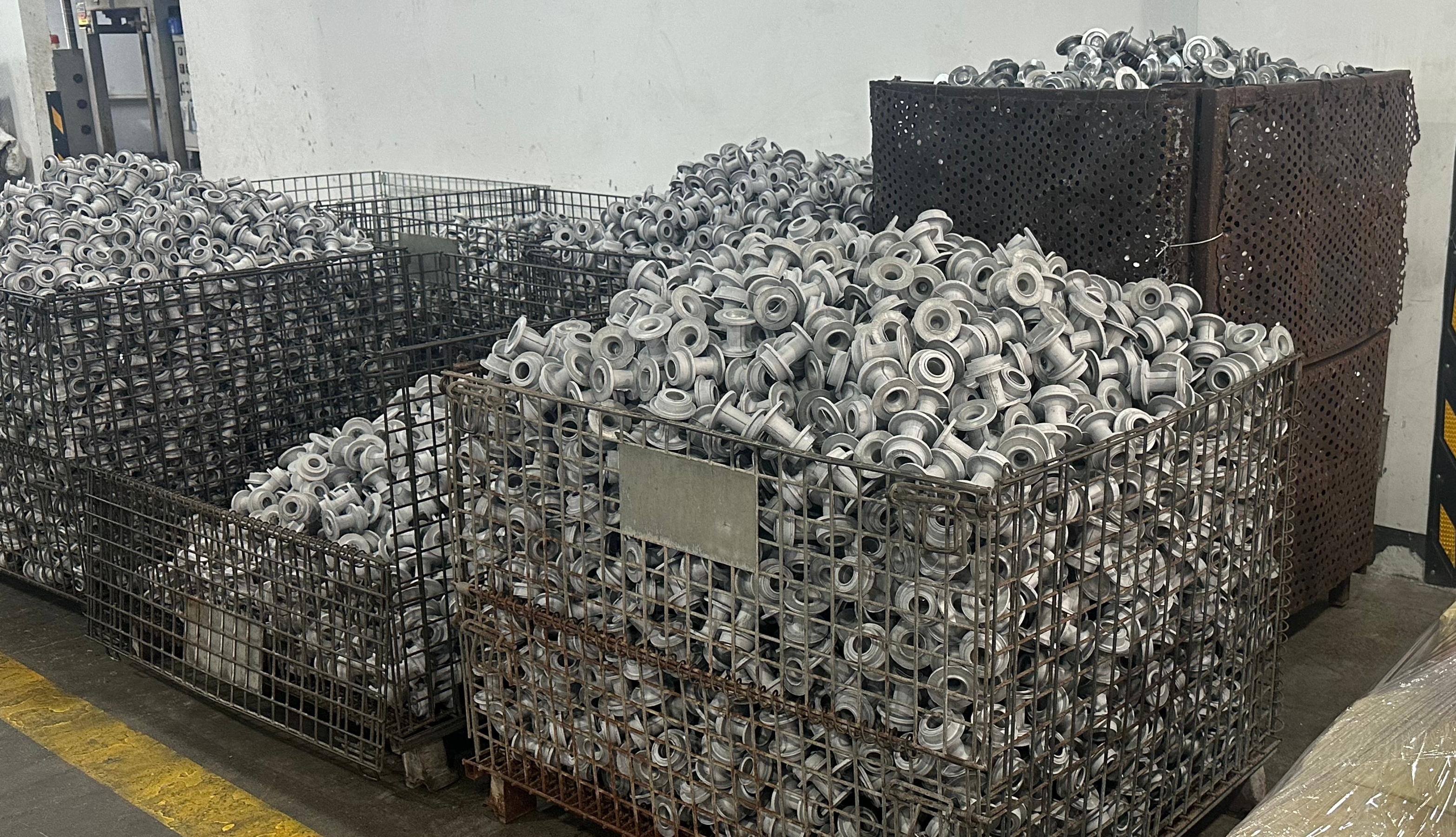 规整的物料摆放